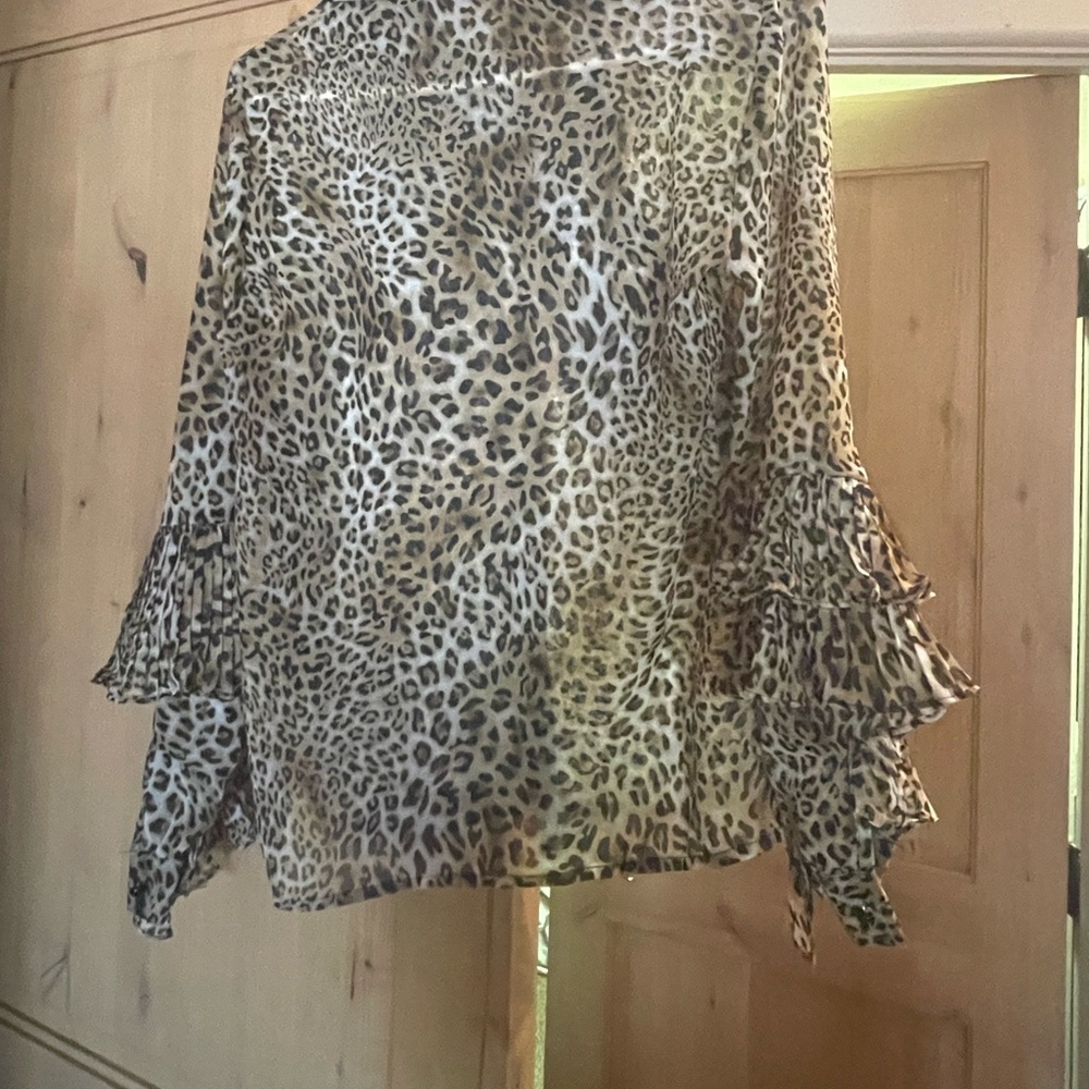 Leopard blouse